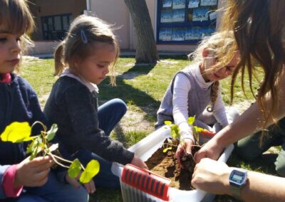 Les petit·e·s apprenti·e·s jardinier·e·s de Théza