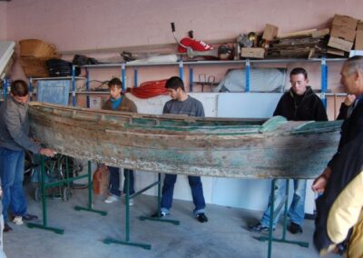 Restauration d’une barque catalane au LPA